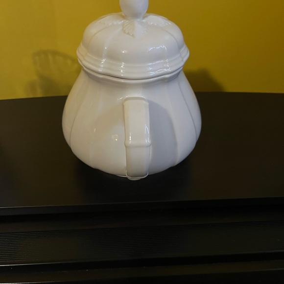 Villeroy & Boch 1748 Chambord teapot Fine China Germany - Picture 9 of 14